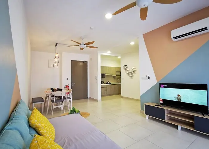 Astetica Pool & Lake View High Floor 100Mbps Wifi Netflix