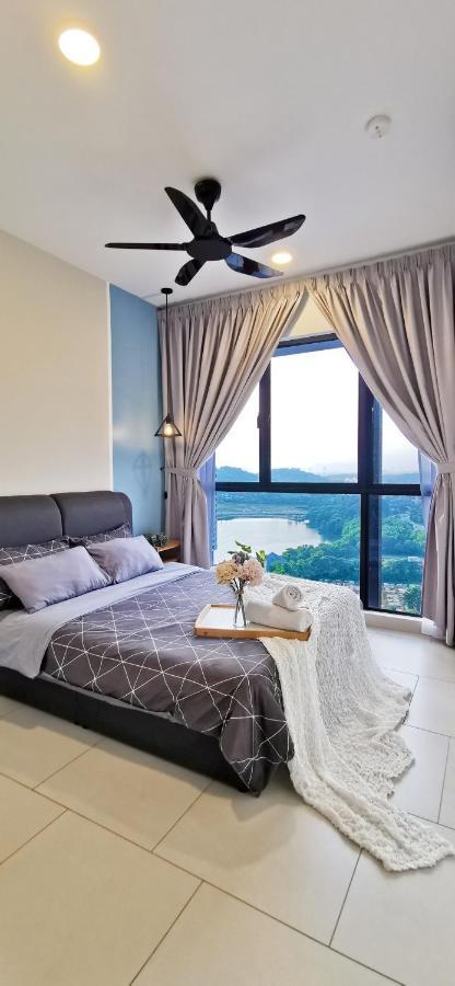 Astetica Pool & View High Floor 100mbps Wifi Netflix Apartment *