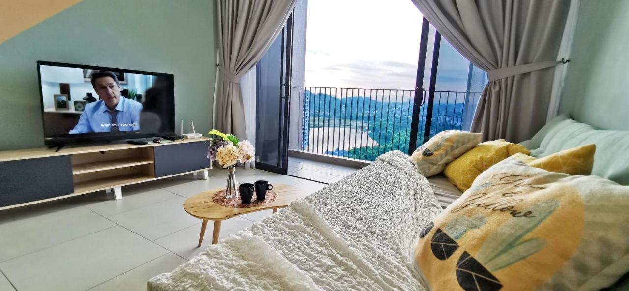 Astetica Pool & View High Floor 100mbps Wifi Netflix Apartment *